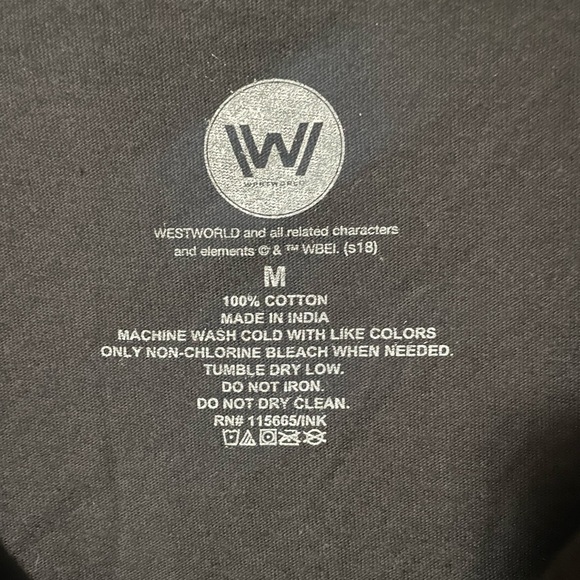 West world Drone Loot Crate Exclusive Tee - Picture 5 of 10